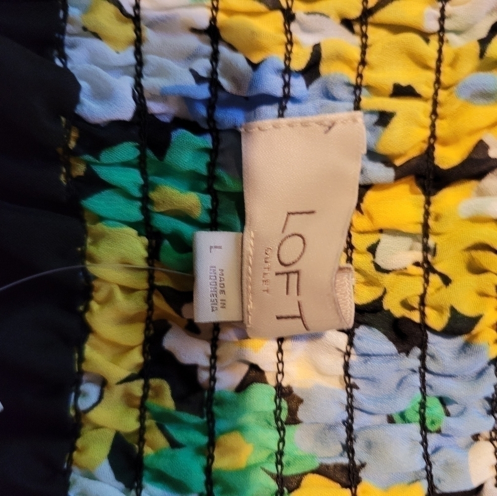 𝅺LOFT Skirt - Picture 3 of 7